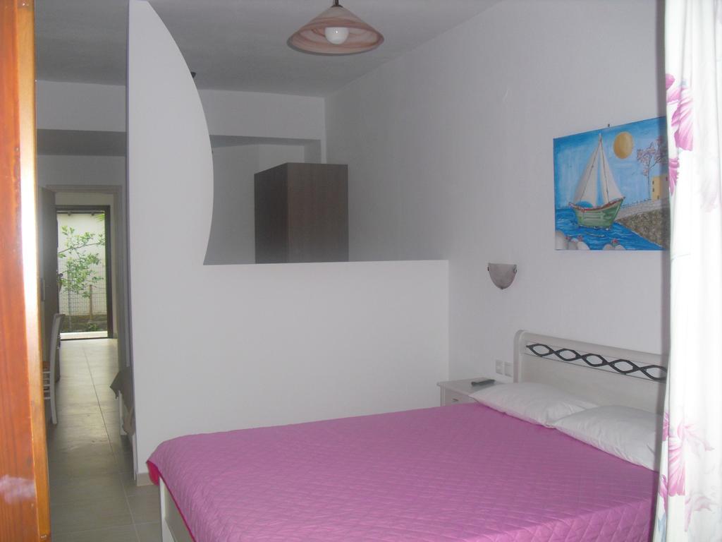 Guesthouse Irene Áfissos Ngoại thất bức ảnh